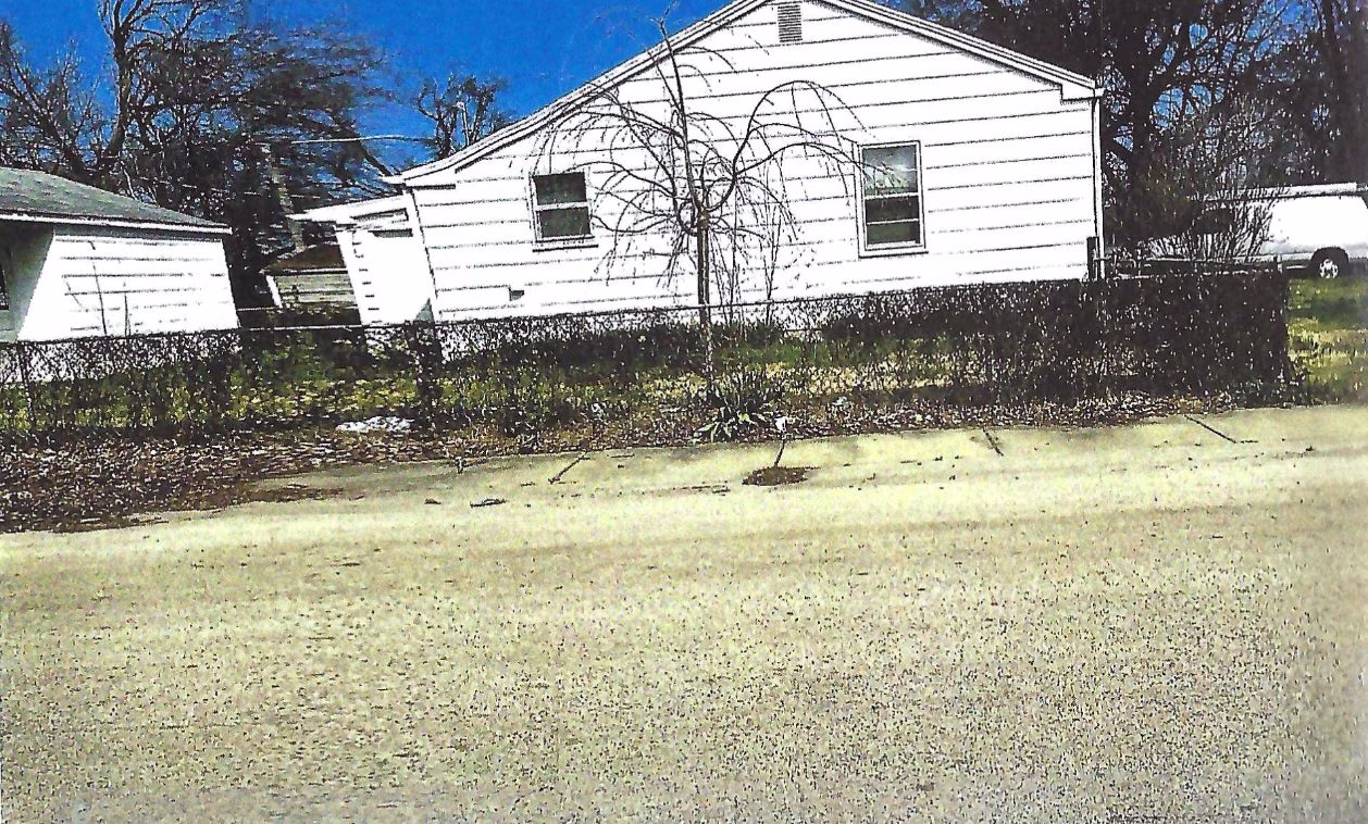 Fence Line at Manor Court - Before